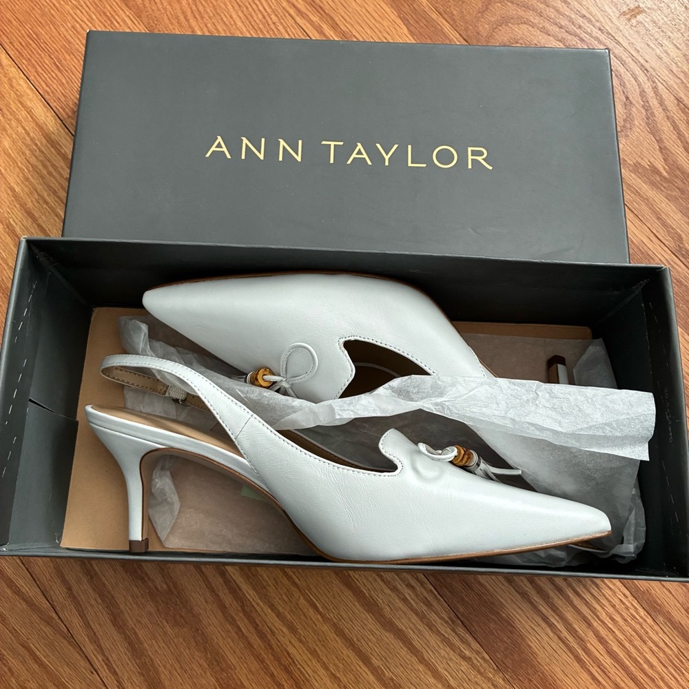 Ann Taylor Tassel Slingbacks